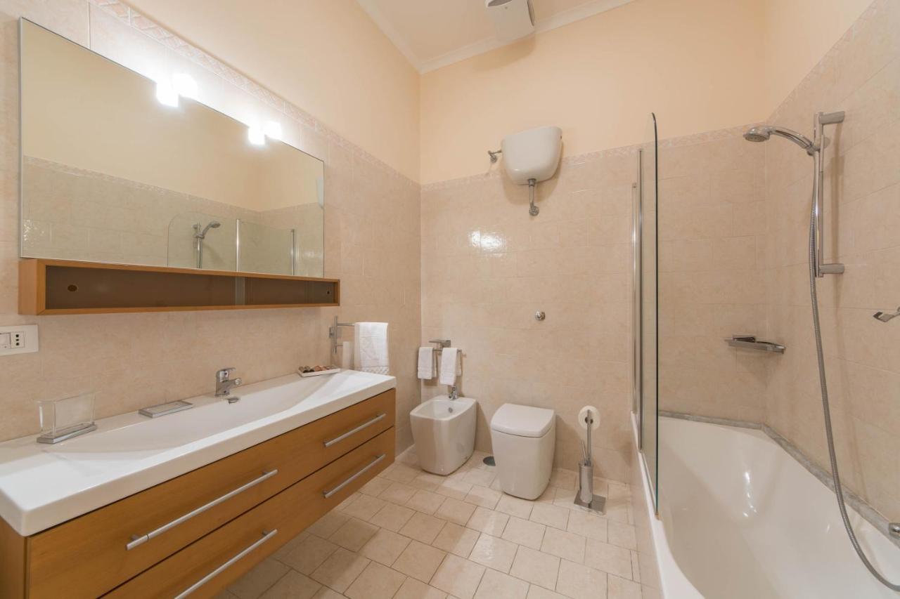 Appartement La Residenza à Naples Extérieur photo