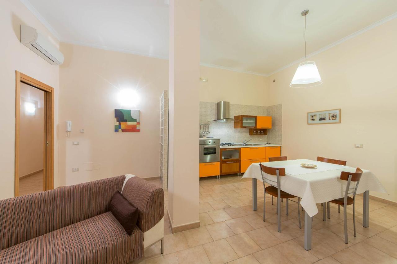 Appartement La Residenza à Naples Extérieur photo