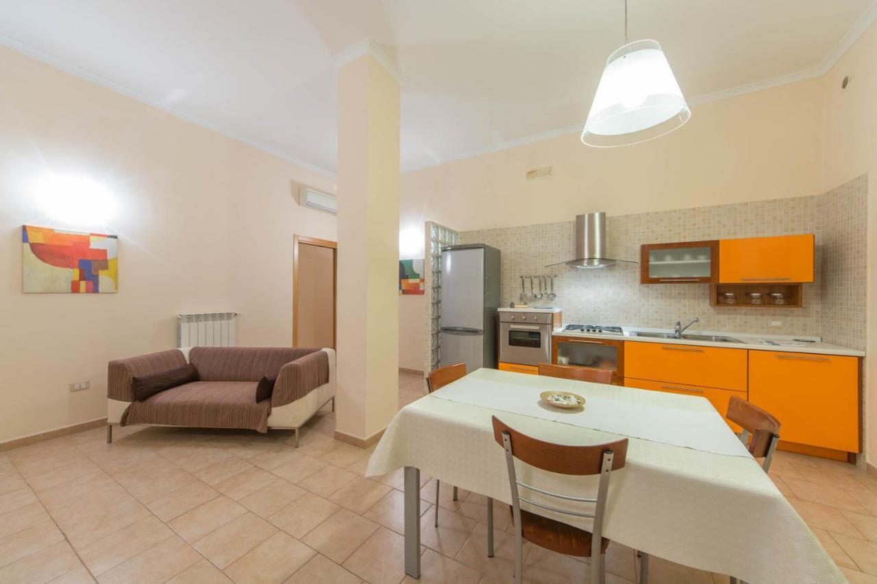 Appartement La Residenza à Naples Extérieur photo