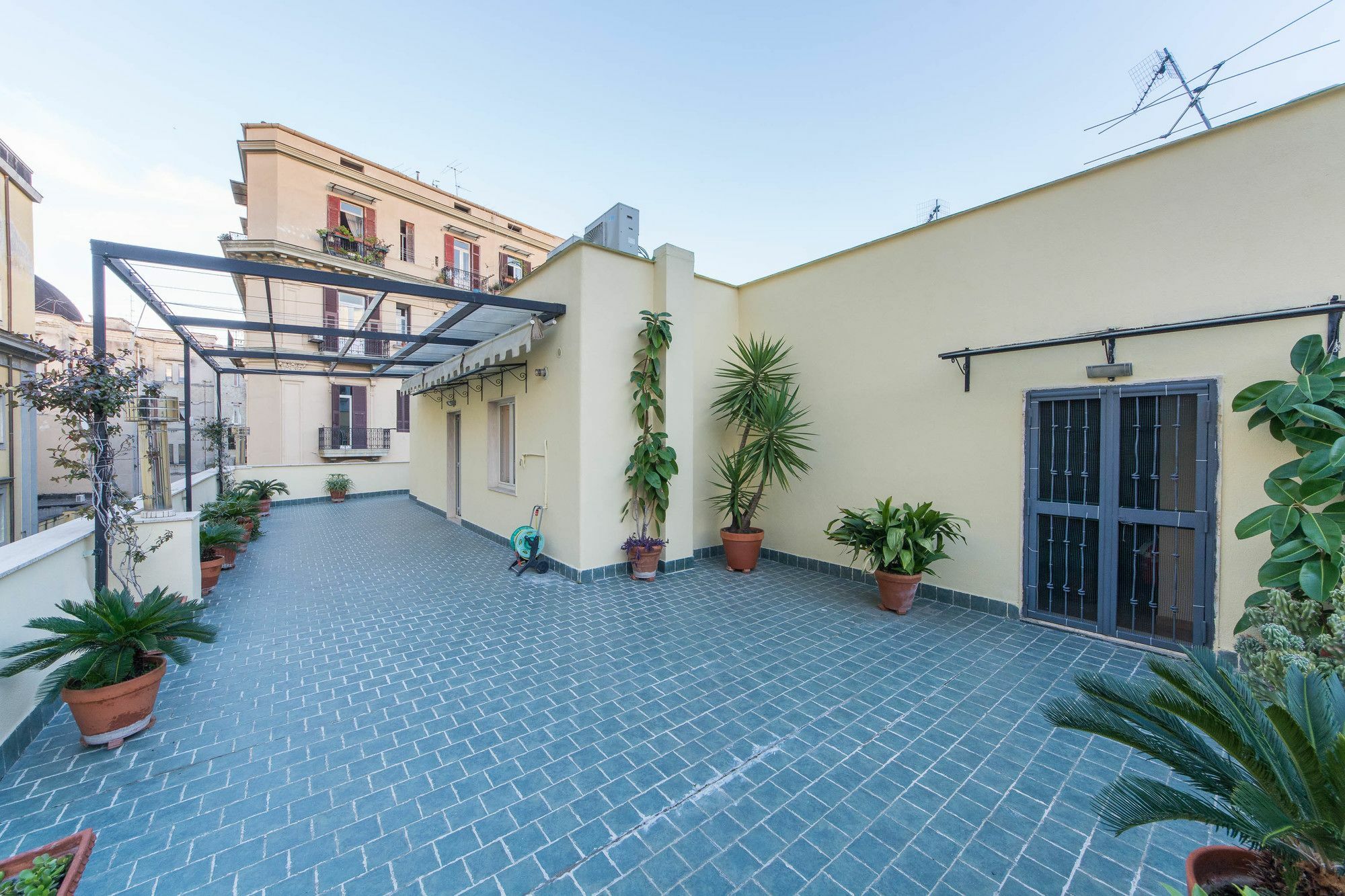 Appartement La Residenza à Naples Extérieur photo